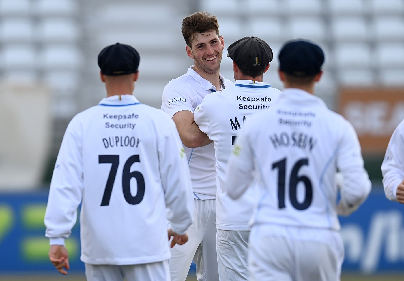 Aitchison caps allround masterclass as Derbyshire rout Lancashire