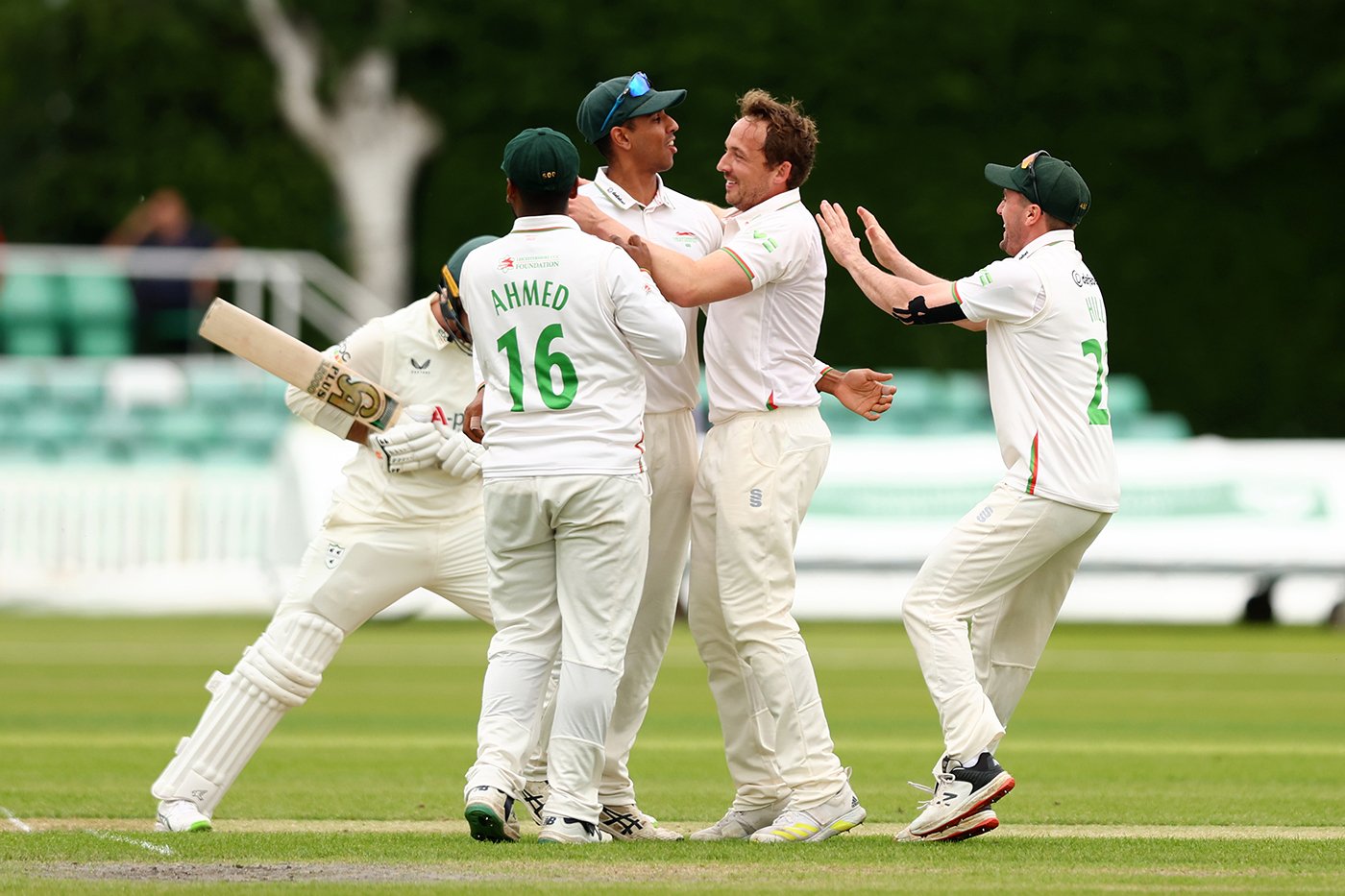 Leicestershire rout Yorkshire for first top-flight win since 2003