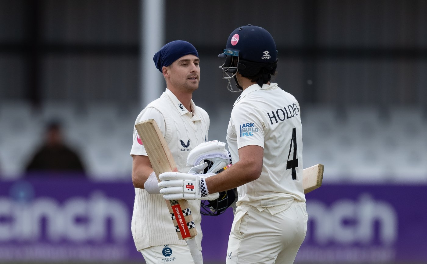 Middlesex eye route to victory after du Plooy ton