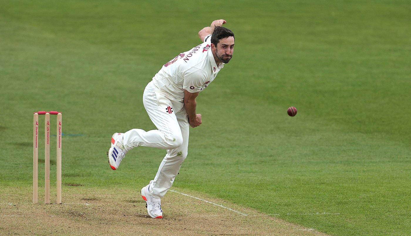 Sanderson stars again but Price proves value to Gloucestershire