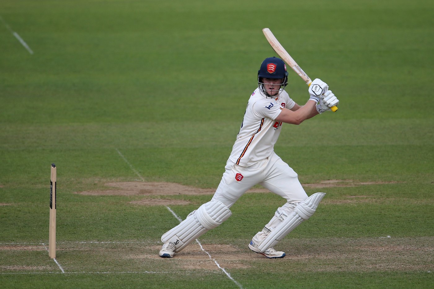 Porter's maiden fifty inspires Essex batting fightback