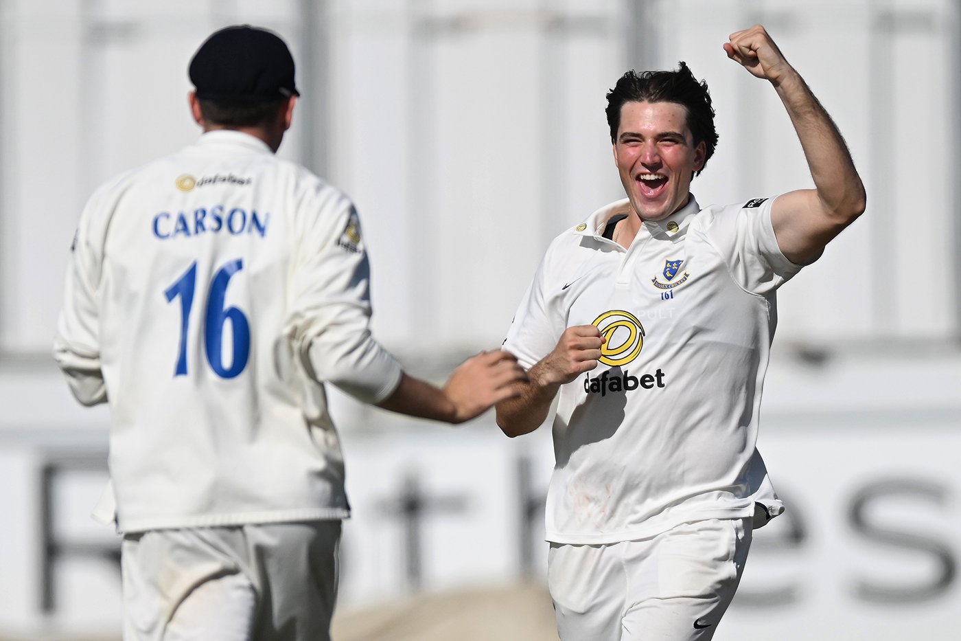 Haines, Coles see off Glamorgan rearguard to wrap up thumping win