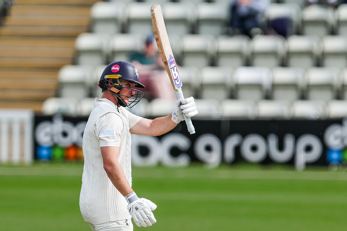 Benjamin, Compton, Dawkins fifties keep Kent on even keel