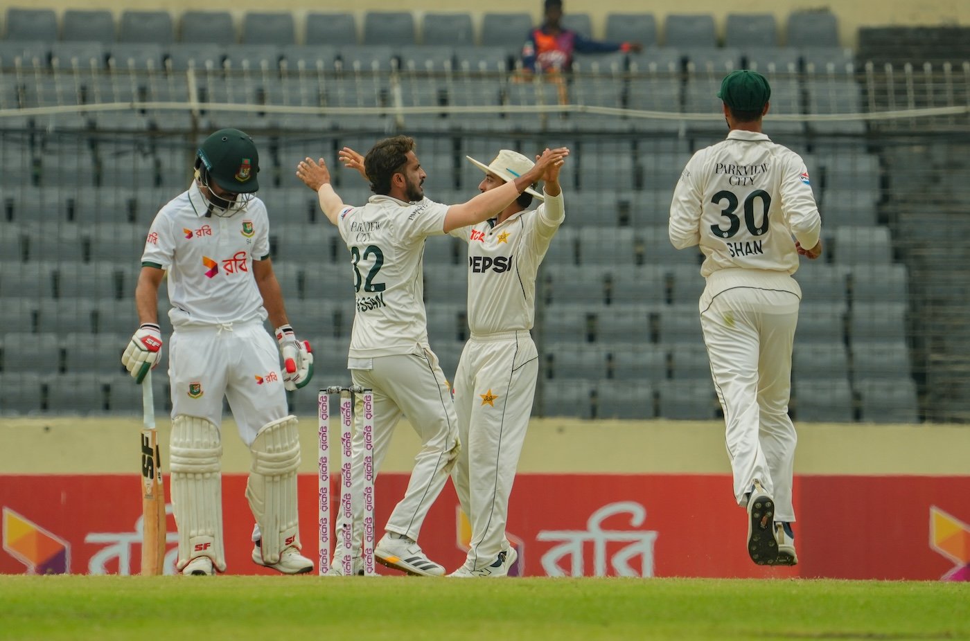 Hasan Ali stretchered off the field in Sylhet after picking up injury
