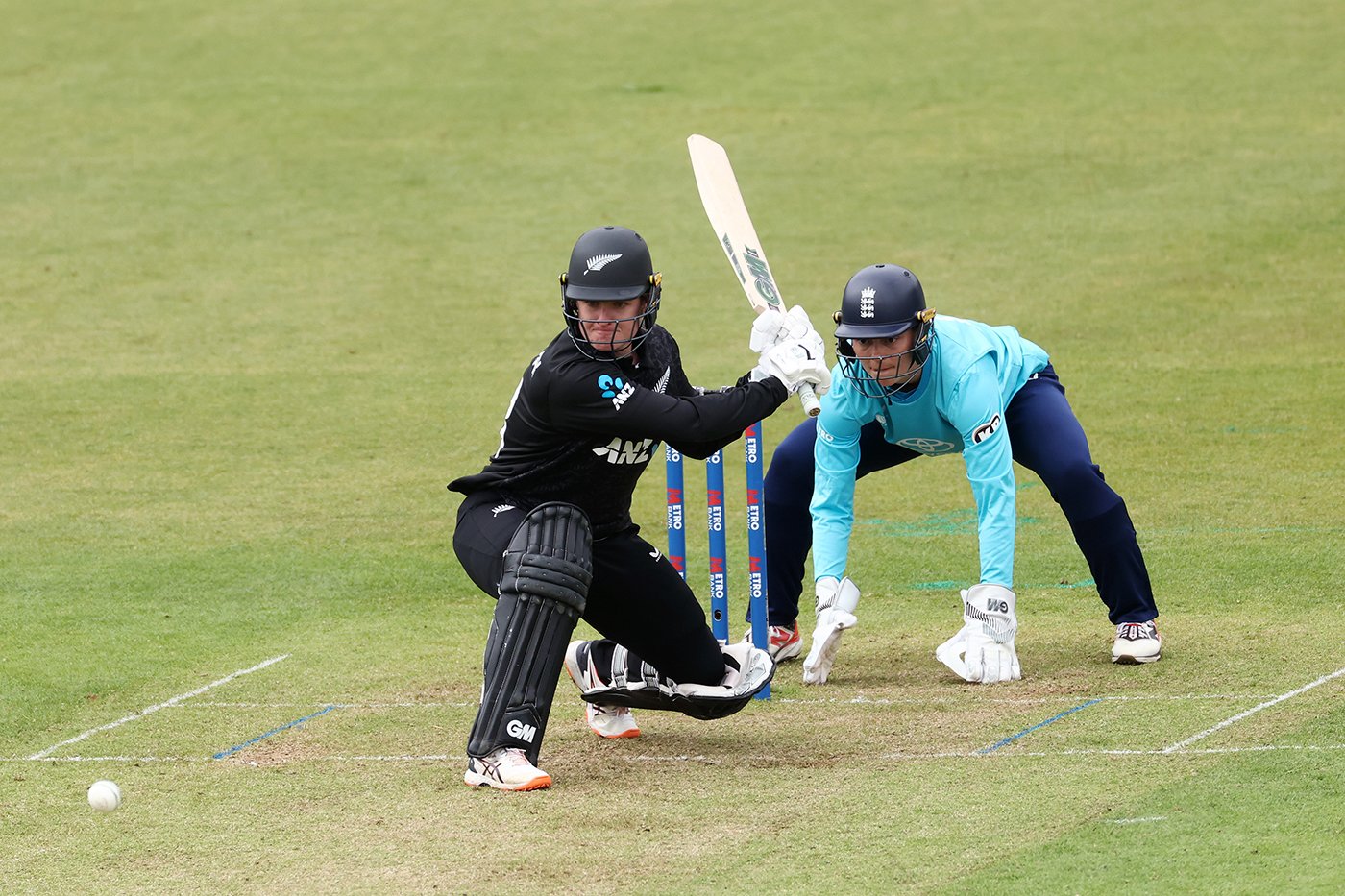 Brooke Halliday steers New Zealand to series-levelling win in wet
