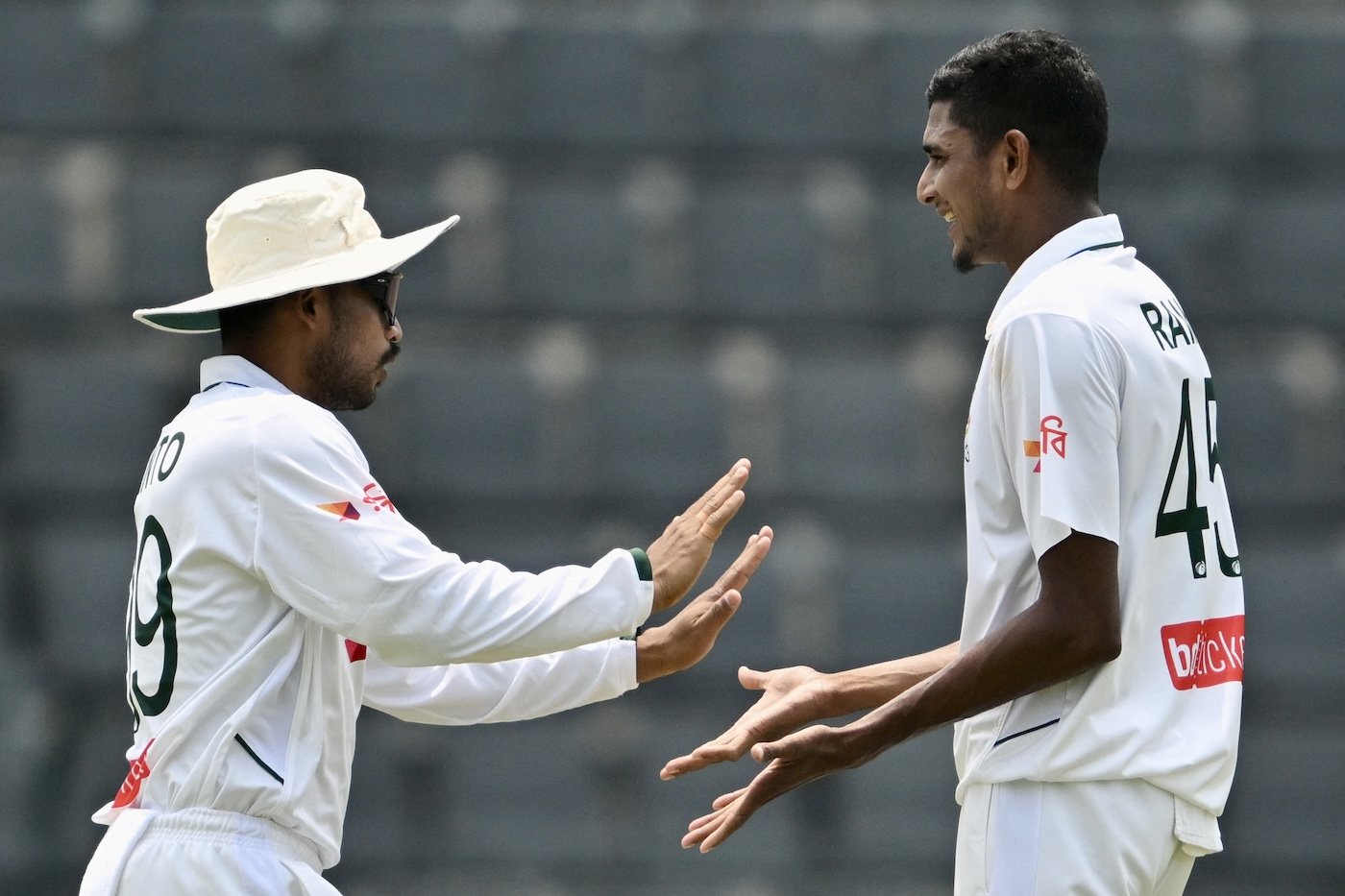 Masood and Babar counter-attack after Bangladesh strike early blows