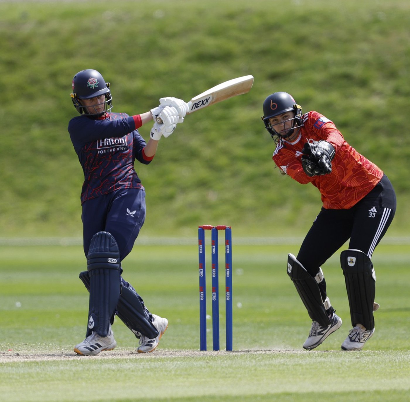 Fi Morris' all-round show lifts struggling Lancashire