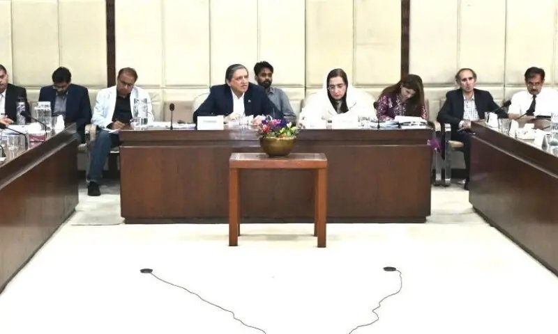 Civil servants’ asset declarations to be made public in redacted form, says govt