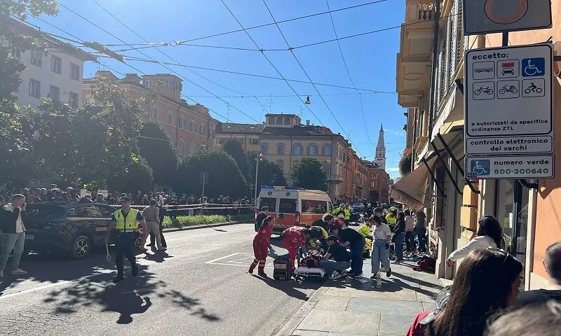 Seven injured as driver in Italian city runs over pedestrians