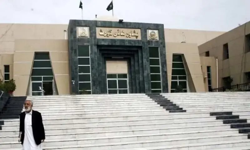 Lawyer’s licence suspended for using ‘foul’ language