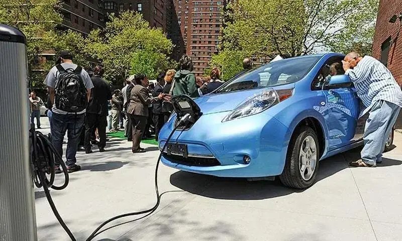 Situationer: New Energy Vehicle policy plagued by contradictions