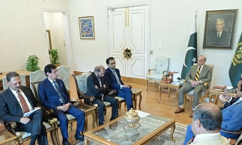 MQM-P leader Khalid Maqbool made member of Economic Coordination Committee