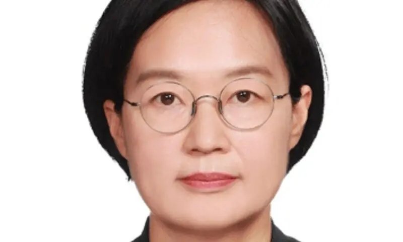 South Korea names first woman PM in 20 years