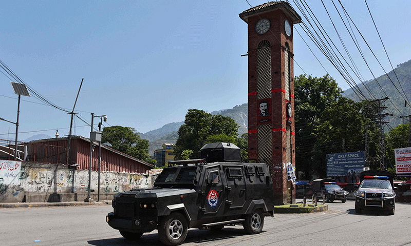 AJK govt orders sedition cases, ‘head money’ against two JAAC leaders