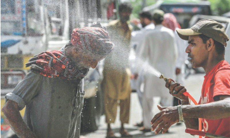 Karachi sizzles as feels-like temperature climbs to 54°C