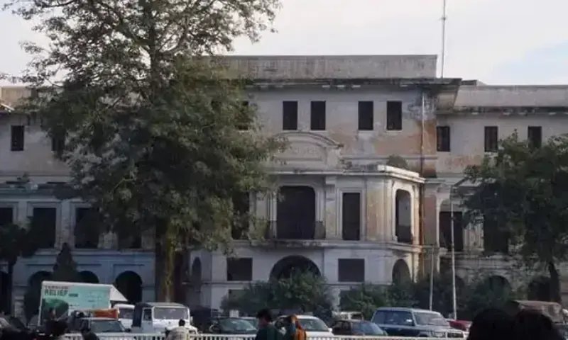 LHC bars Punjab govt from taking further action on Ewing Hall after takeover controversy
