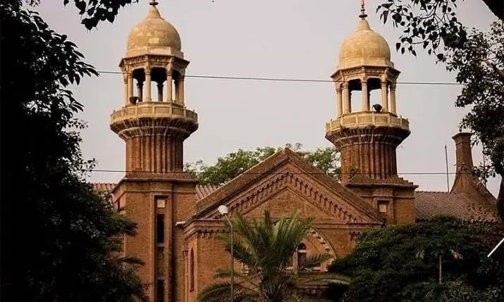 Civil courts cannot decide citizenship disputes, rules LHC
