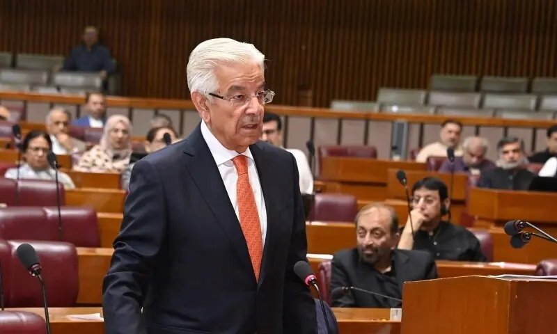 Khawaja Asif comes under fire in NA for 'sweeping statement' regarding Kashmiris