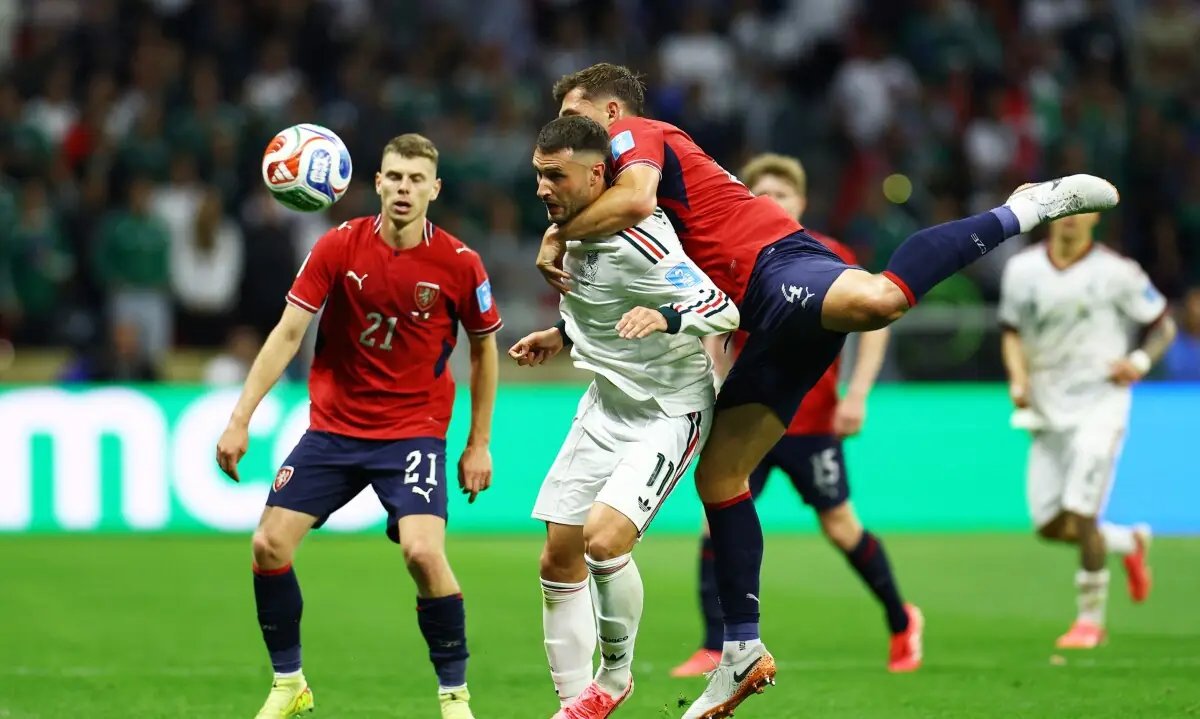 Mexico stay perfect and bounce Czechs out of FIFA World Cup with 3-0 win