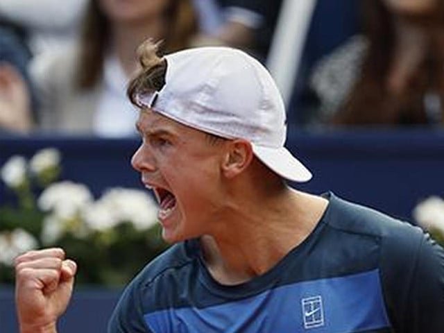 Rune 'not ready' on tennis return