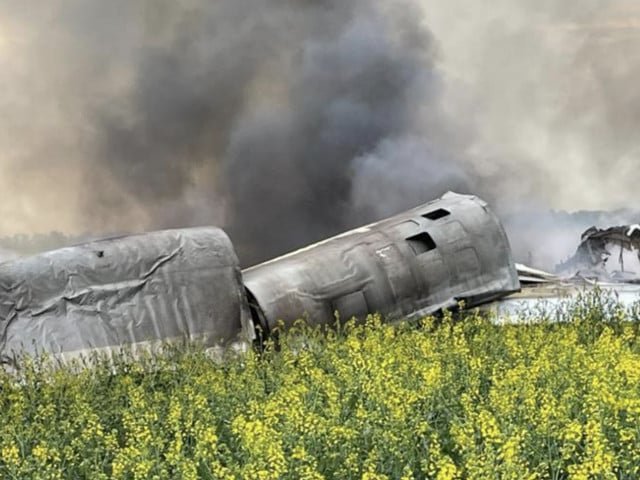 Russian strategic bomber crashes