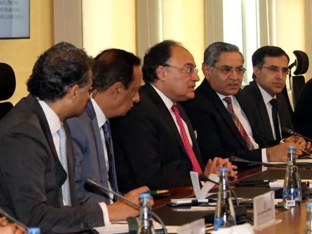 Govt mulls incentives for priority sectors