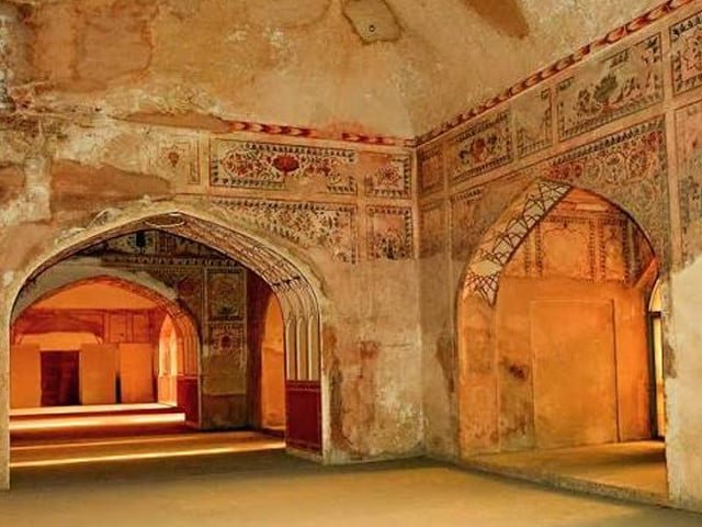 Conservationists illuminate chambers beneath Lahore Fort