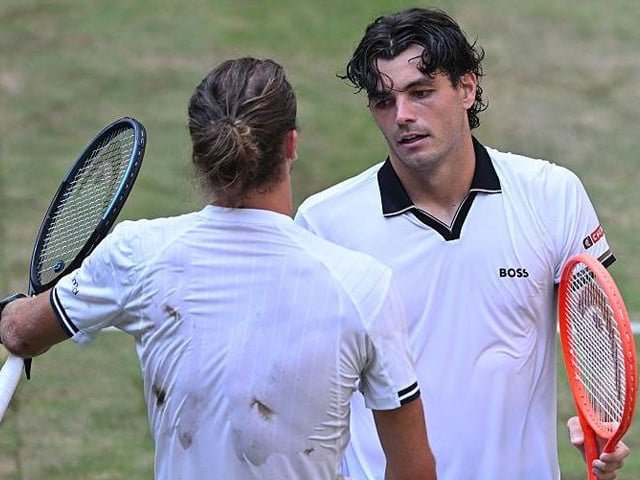 Fritz beats Zverev to reach Halle final