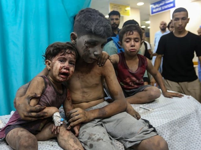 Israel 'deliberately targeting' Gaza children