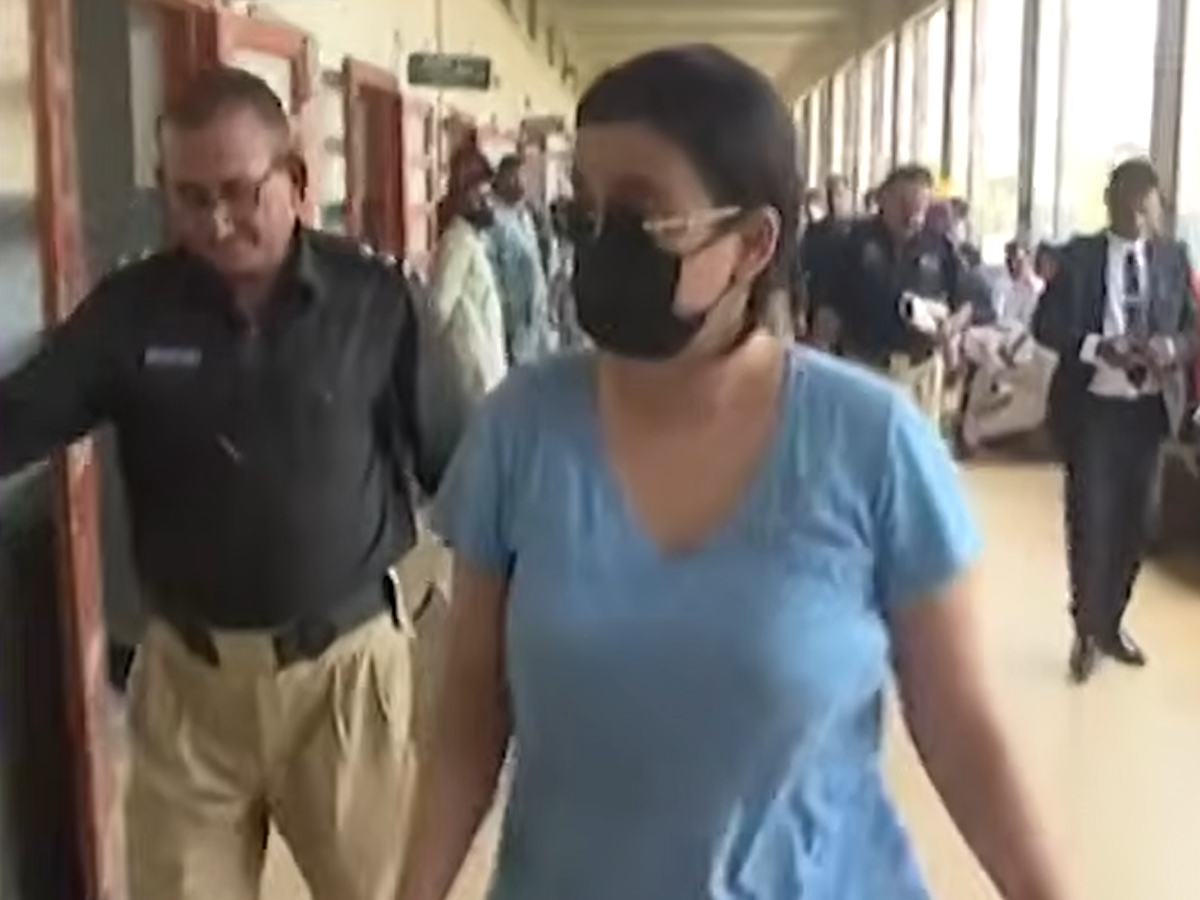 Karachi police arrest female drug kingpin 'Pinky'