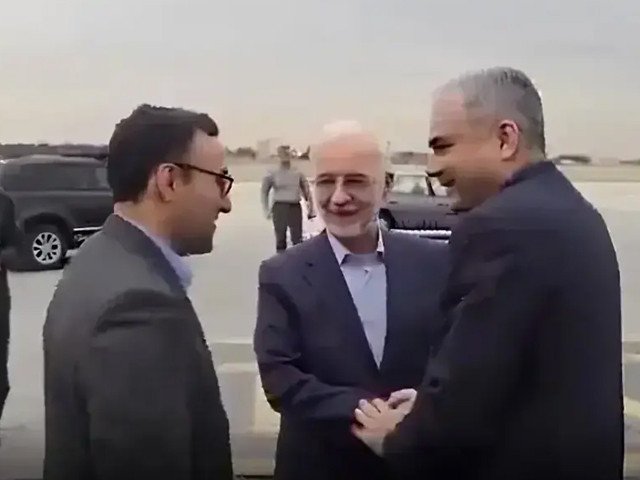 Peace efforts gather pace as Naqvi returns to Tehran