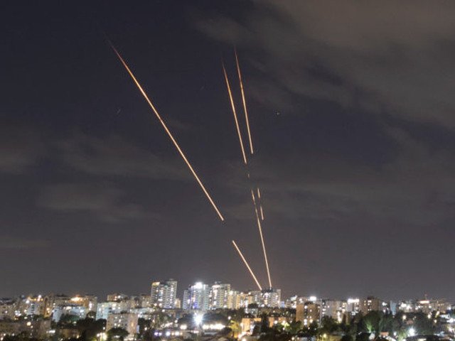 Iran fires missile barrage at Israel