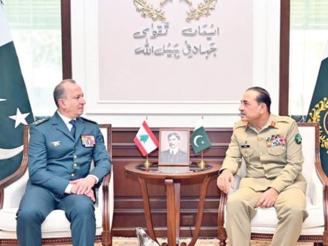 Lebanon, Bahrain military chiefs meet CDF Munir