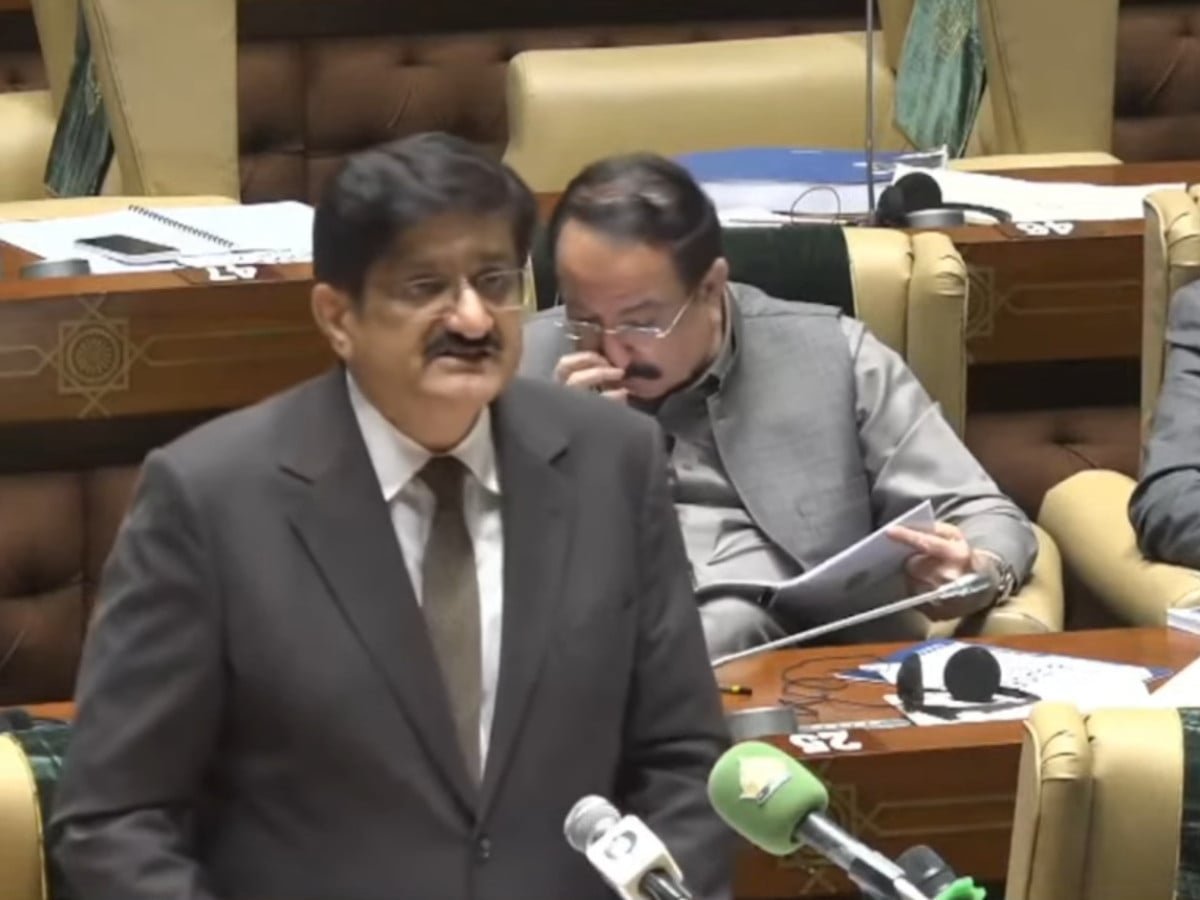 CM Murad unveils Rs3.56tr Sindh budget, raises salaries and minimum wage