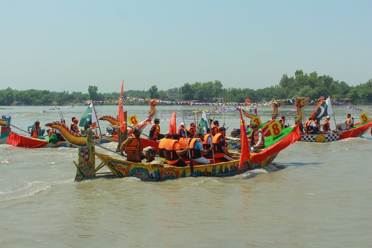 Pakistan's first Dragon Boat Festival lights up Kabul River in Charsadda