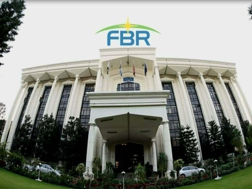 FBR reshuffles officers to boost collection