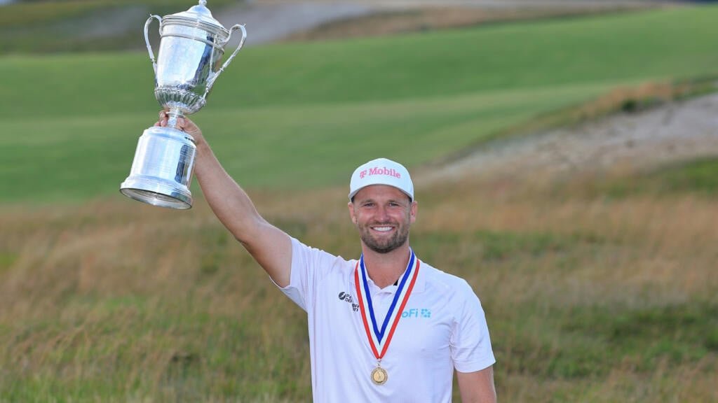 Clark edges Burns by one stroke for second US Open title