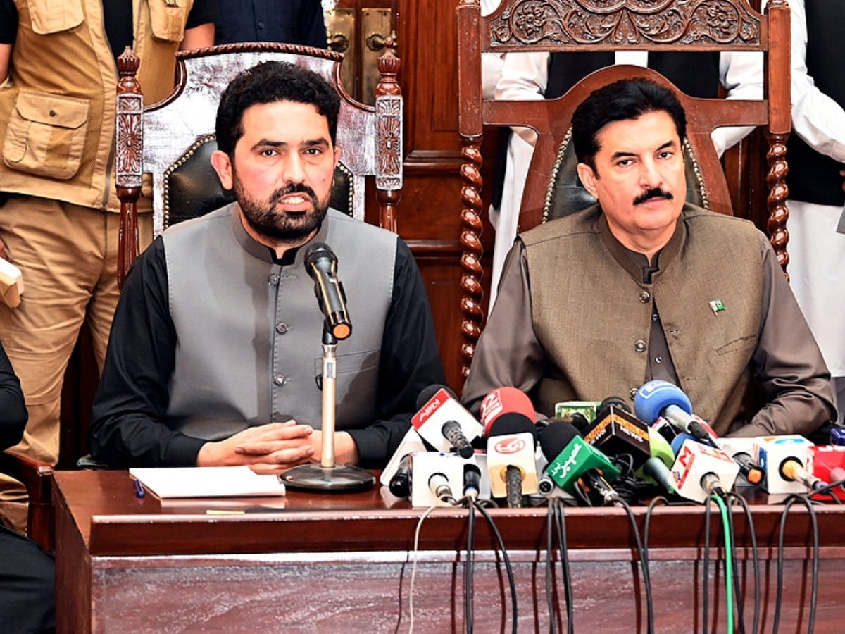 K-P CM Afridi and Governor Kundi unite on provincial rights, vow joint fight