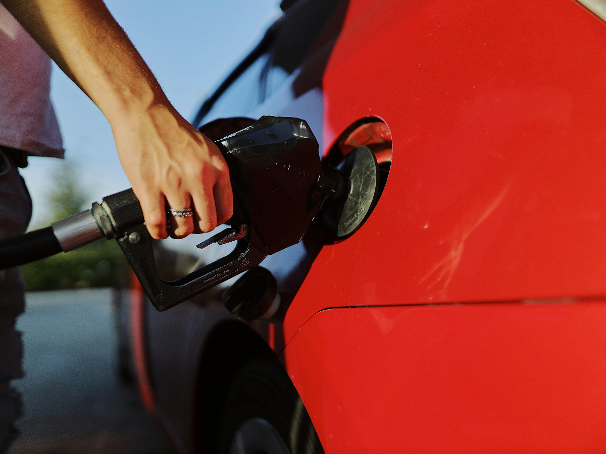 Petrol price slashed by Rs4/litre, diesel steady