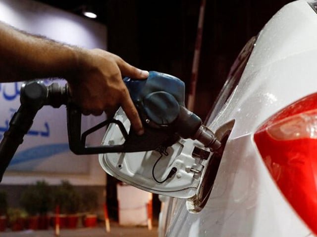 Govt cuts petrol, diesel prices by Rs5 per litre