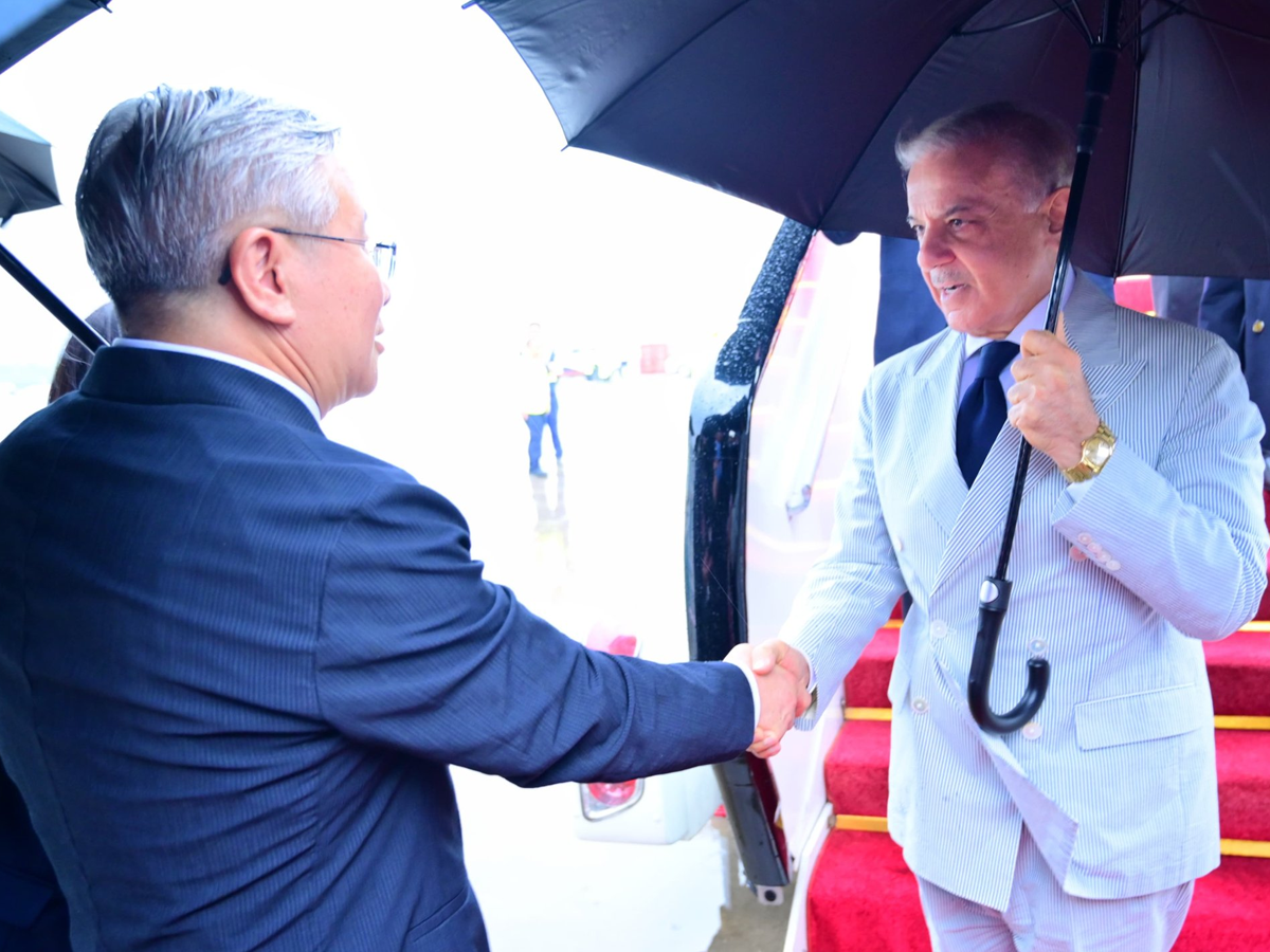 PM Shehbaz arrives in Hangzhou on four-day official visit to China