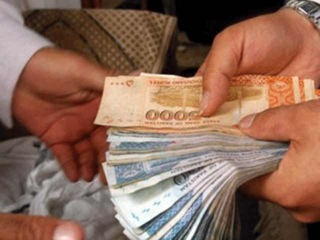 ملازمین کی تنخواہوں میں کتنے فیصد اضافہ کیا جائے؟ مختلف تجاویز سامنے آگئیں، فیصلہ وزیر اعظم کرینگے