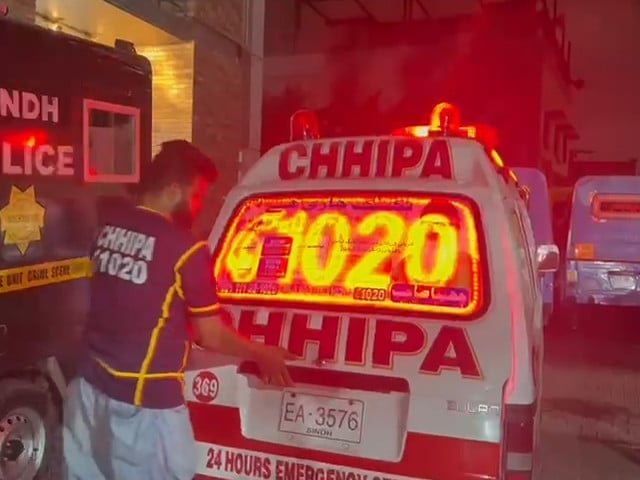 کراچی: میوہ شاہ قبرستان کے قریب کلینک پر فائرنگ سے ایک شخص قتل