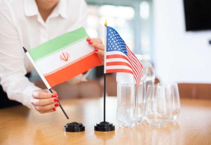مذاکرات شروع ہونے سے پہلے ایران کو 12 ارب ڈالر ملیں گے؟ ایرانی میڈیا کا دعویٰ