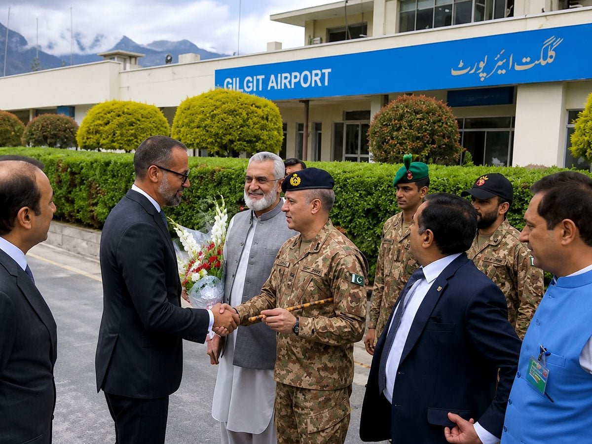 اسماعیلی کمیونٹی کے روحانی پیشوا کی گلگت آمد، ایئرپورٹ پر شایانِ شان استقبال