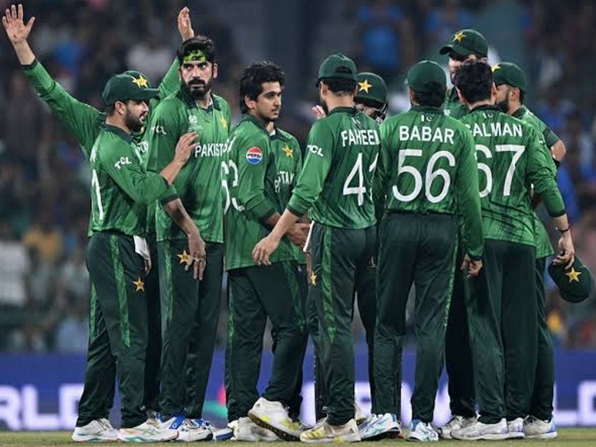 کئی اسٹار کرکٹرز کے کنٹریکٹ ہولڈ پر رہنے کا امکان