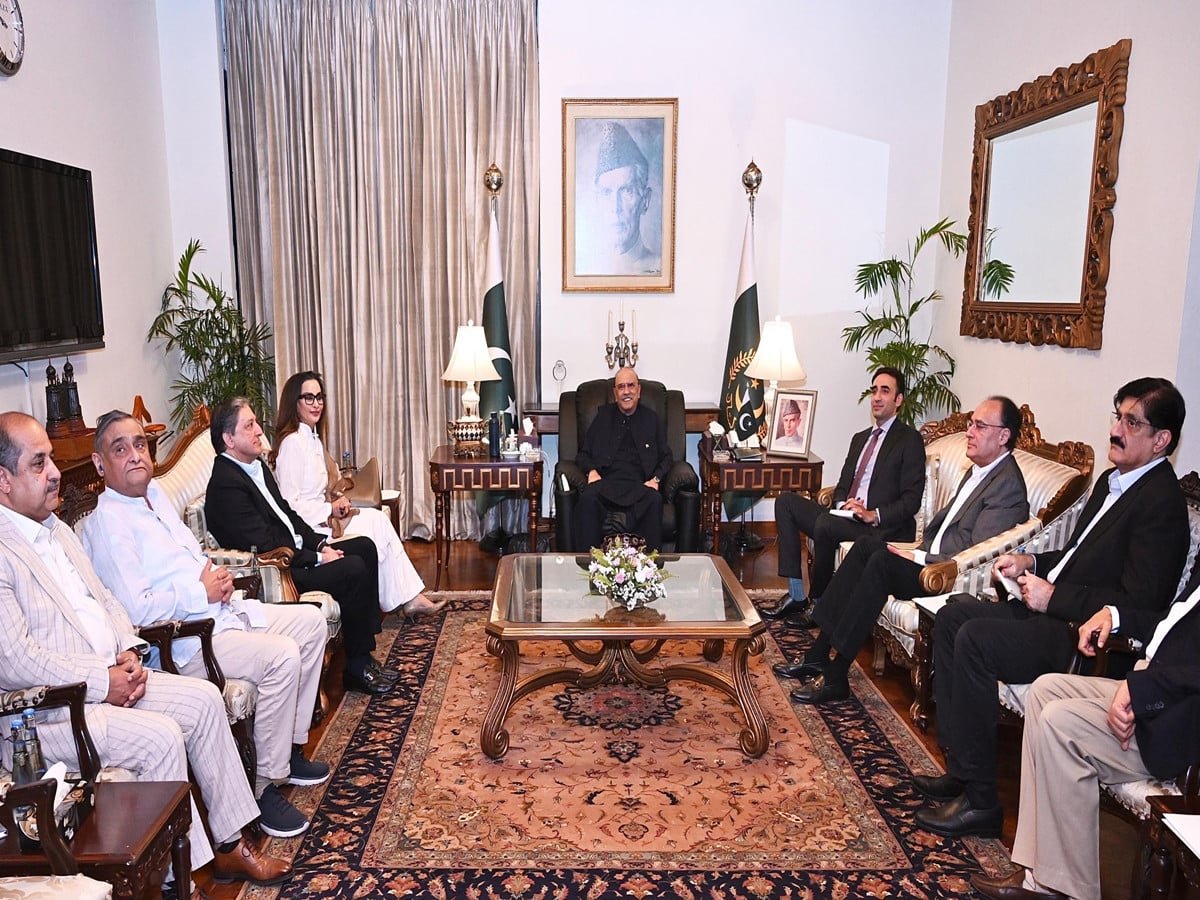 آئندہ مالی سال کے بجٹ سے متعلق ایوان صدر میں پیپلزپارٹی کا مشاورتی اجلاس