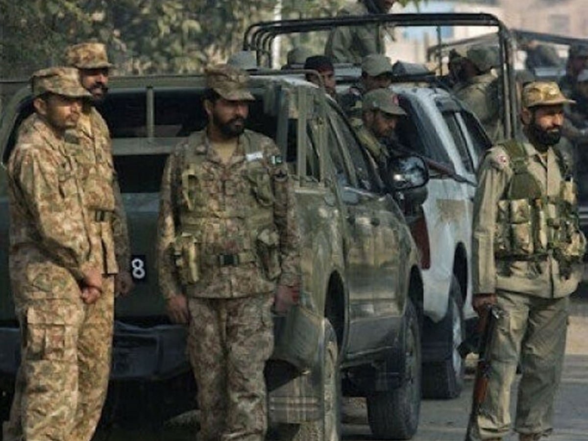 بلوچستان؛ سیکیورٹی فورسز کی کارروائی میں 14 دہشتگرد ہلاک، پاک فوج کا اہلکار شہید