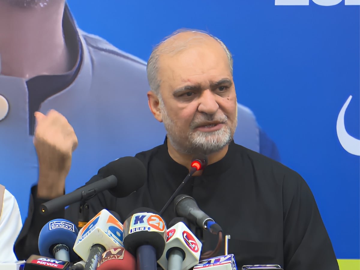 پیٹرول کی قیمت کو تین سال کیلئے لاک کیا جائے، حافظ نعیم الرحمٰن