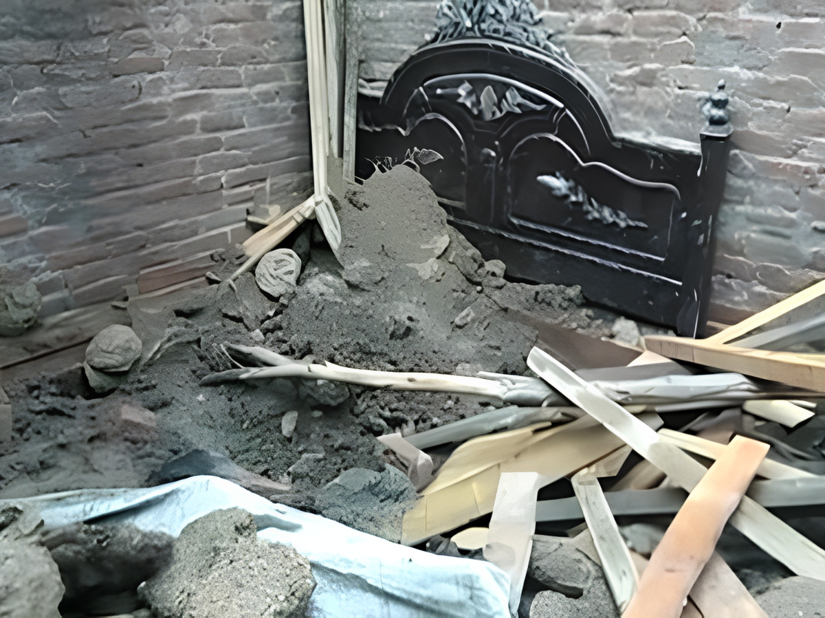 چارسدہ میں مکان کی چھت گرنے سے تین بچے جاں بحق، والدین زخمی